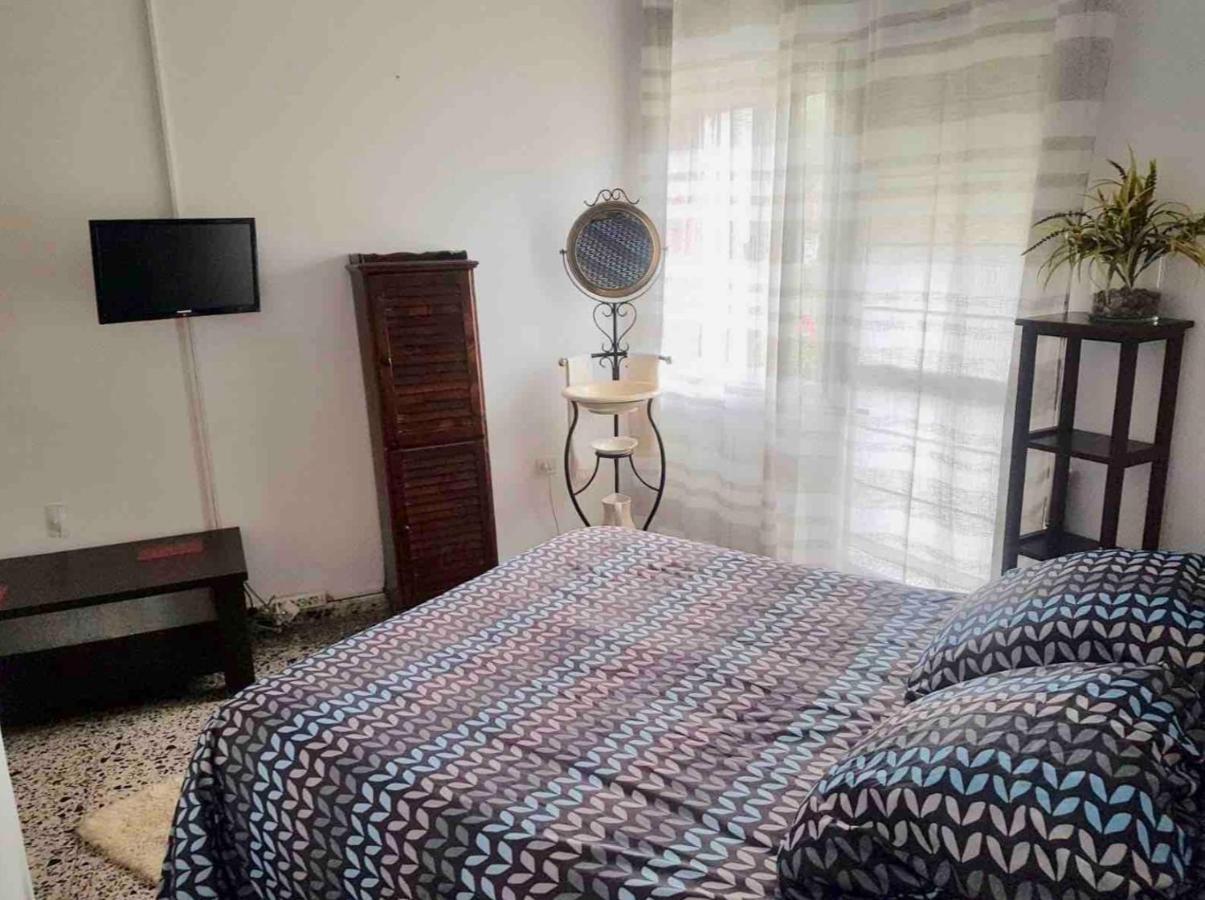 House By The River Villa มงฟอร์เต เด เลมอส ภายนอก รูปภาพ